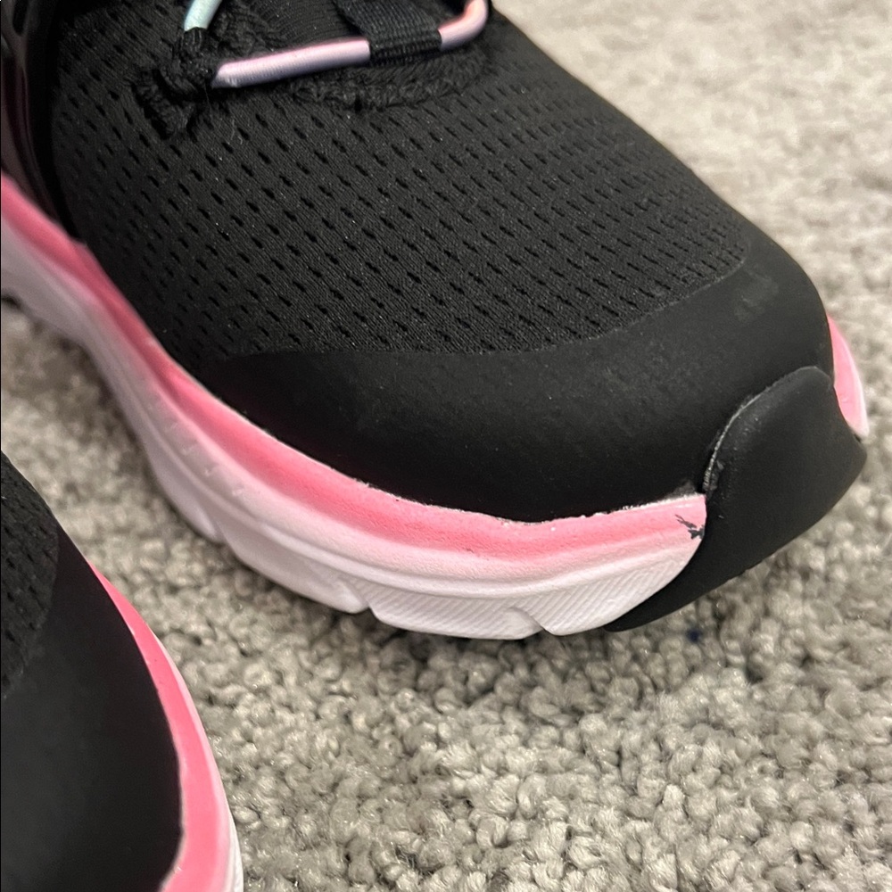 Athletic Works kids size 11 sneakers - Picture 8 of 9